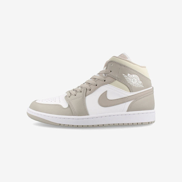 NIKE AIR JORDAN 1 MID COLLEGE GRAY/LIGHT BONE/WHITE 554724-082