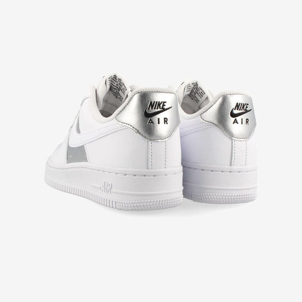 NIKE WMNS AIR FORCE 1 '07 WHITE/WHITE/BLACK/METALLIC SILVER dd8959