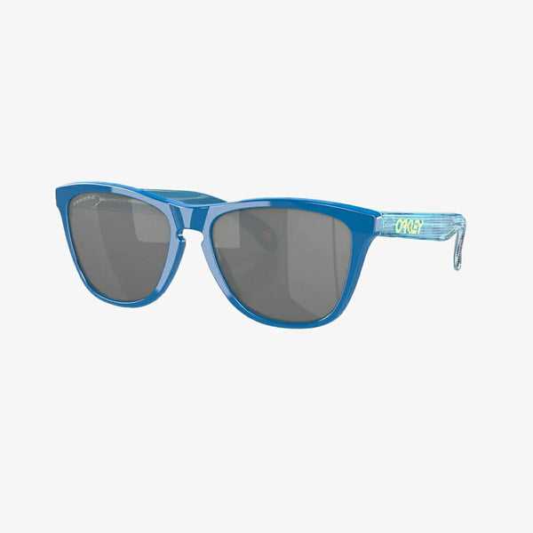 Oakley Castel Prizm Polarized Sunglasses - Matte Translucent Blue Frame /  Prizm Deep Water Polarized Lens | Uttings.co.uk