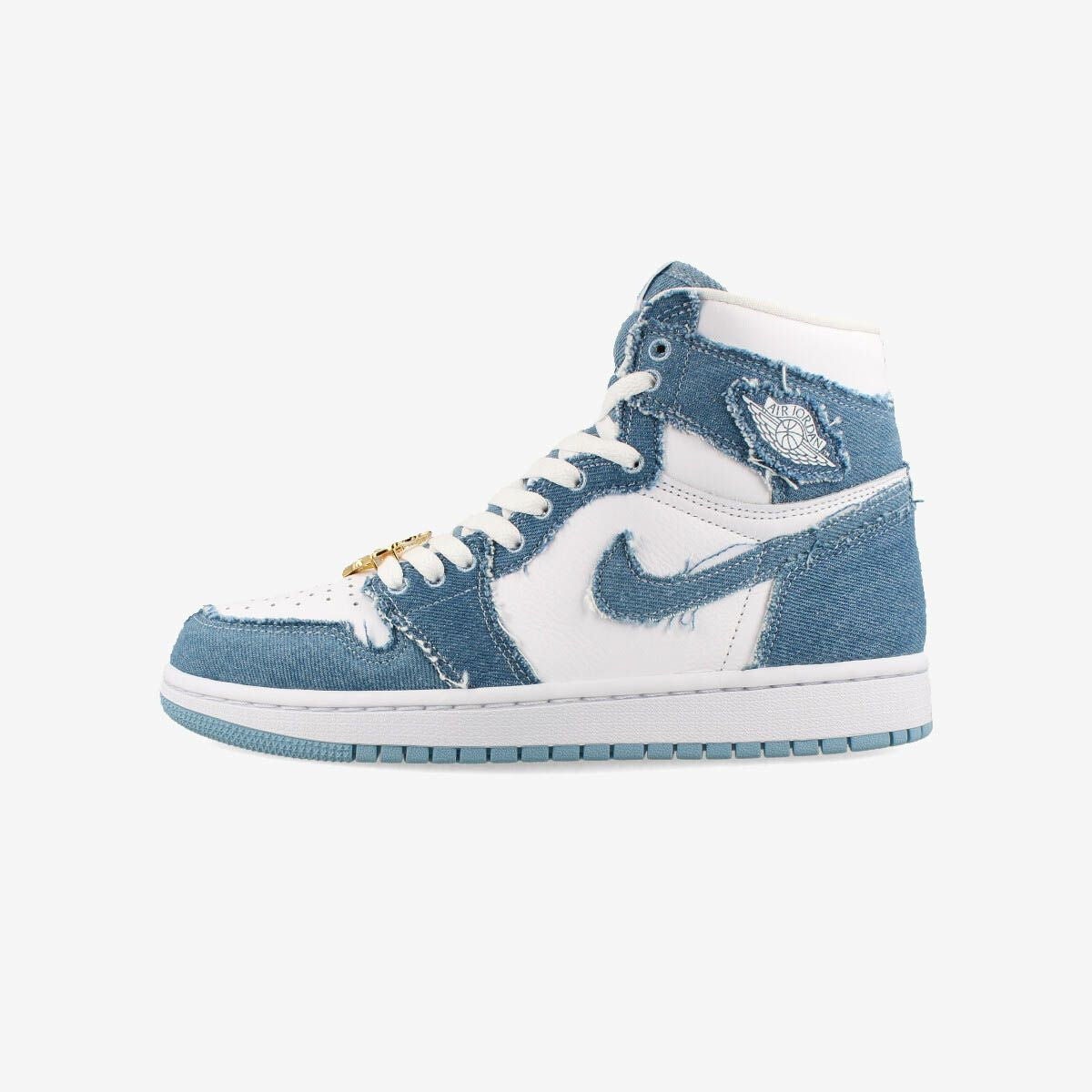 NIKE WMNS AIR JORDAN 1 RETRO HIGH OG WHITE/WORN BLUE/METALLIC GOLD [DENIM]