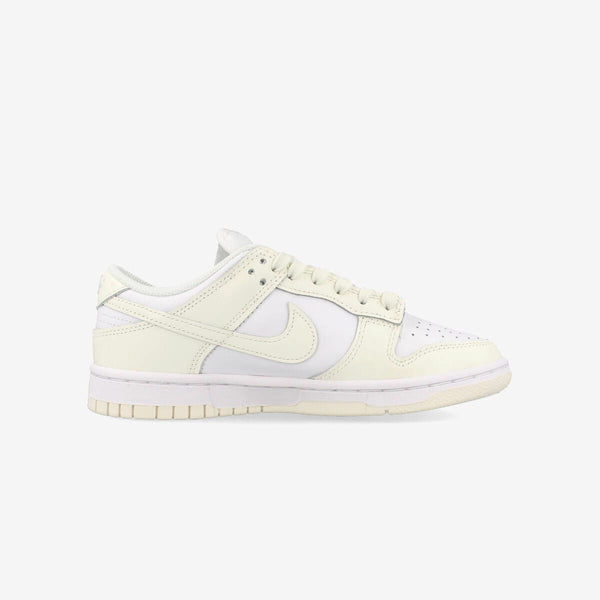 NIKE WMNS DUNK LOW WHITE/SAIL/WHITE