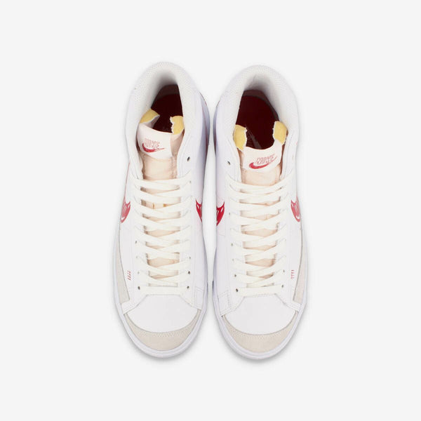 NIKE BLAZER MID VNTG '77 WHITE/WHITE/UNIVERSITY RED 【SKETCH PACK】