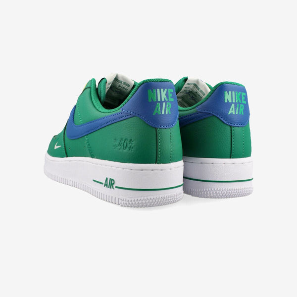 NIKE AIR FORCE 1 '07 LV8 MALACHITE/SAIL/WHITE/BLUE JAY