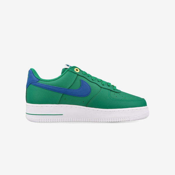 NIKE AIR FORCE 1 '07 LV8 MALACHITE/SAIL/WHITE/BLUE JAY