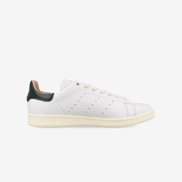 아디다스 STAN SMITH LUX OFF WHITE/CREAM WHITE/PANTONE