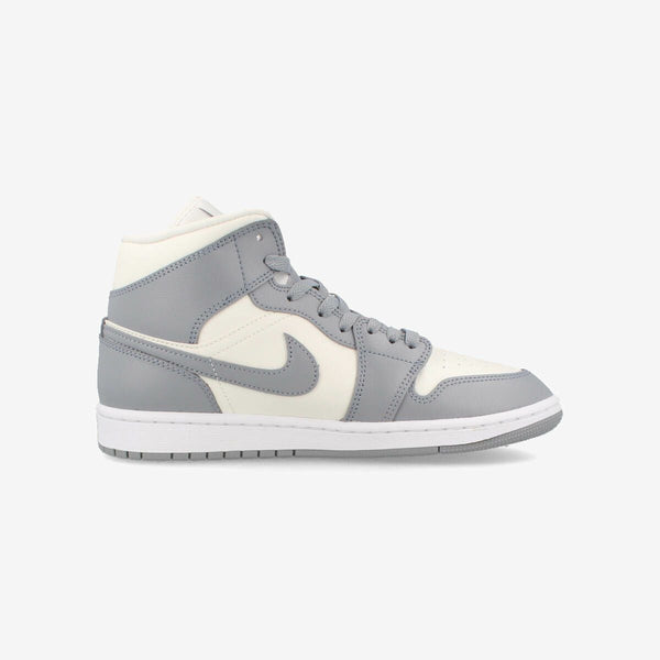 NIKE WMNS AIR JORDAN 1 MID SAIL/STEALTH/WHITE