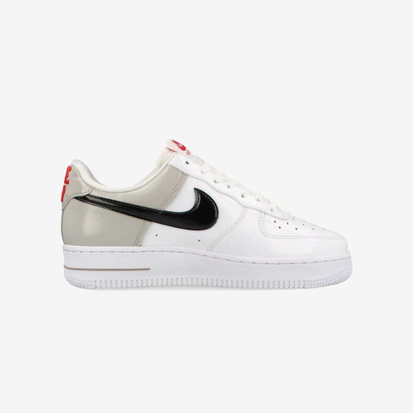 NIKE WMNS AIR FORCE 1 '07 ESS LIGHT IRON ORE/BLACK/WHITE