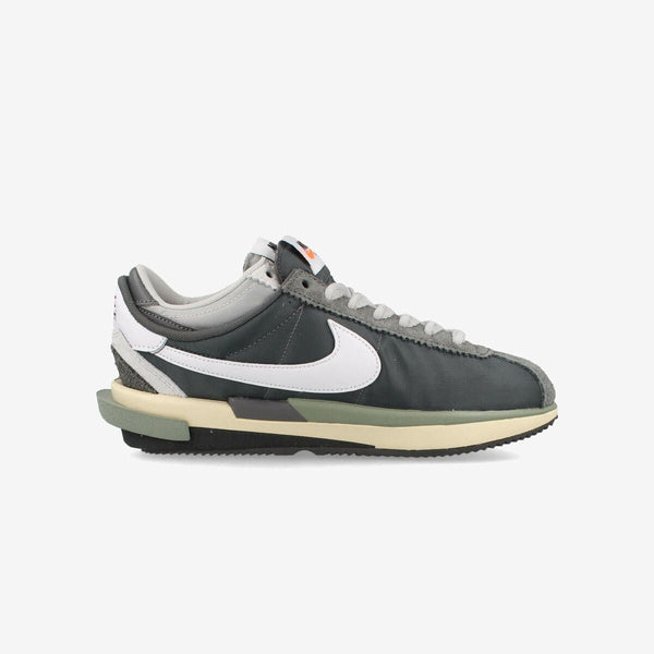 NIKE ZOOM CORTEZ SP SACAI GRAY/WHITE