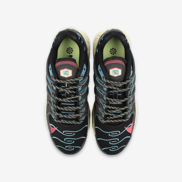 NIKE AIR MAX TERRASCAPE PLUS BLACK/SEA CORAL/NOISE AQUA/ANTHRACITE