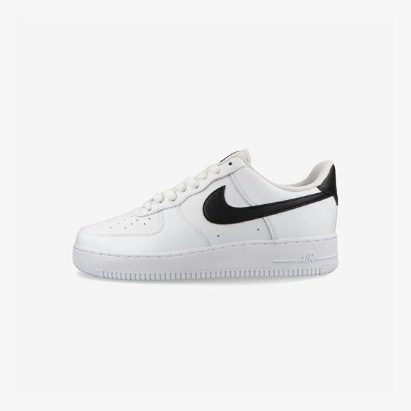 NIKE WMNS AIR FORCE 1 '07 WHITE/BLACK/WHITE/WHITE