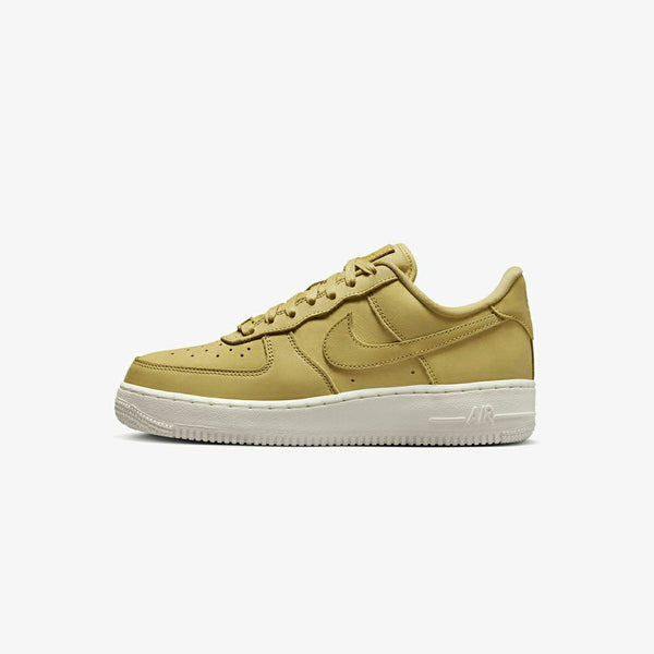 NIKE WMNS AIR FORCE 1 PRM MF SATURN GOLD/SAIL