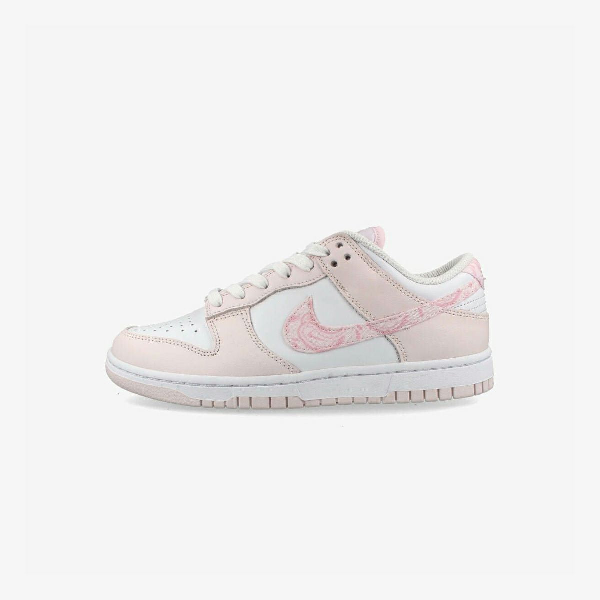 NIKE WMNS DUNK LOW WHITE/PEARL PINK/MEDIUM SOFT PINK 【PAISLEY】