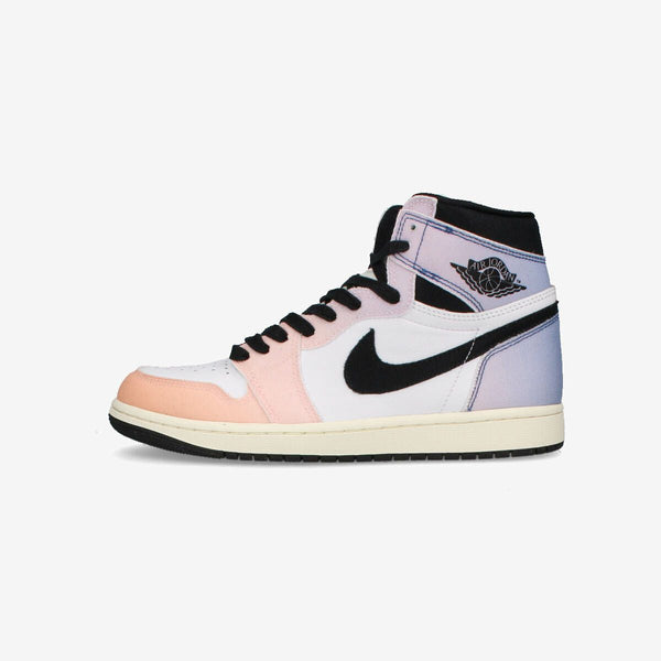 NIKE AIR JORDAN 1 RETRO HIGH OG CRAFT VIVID ORANGE/BLACK/ICED LILAC/TRUE BLUE