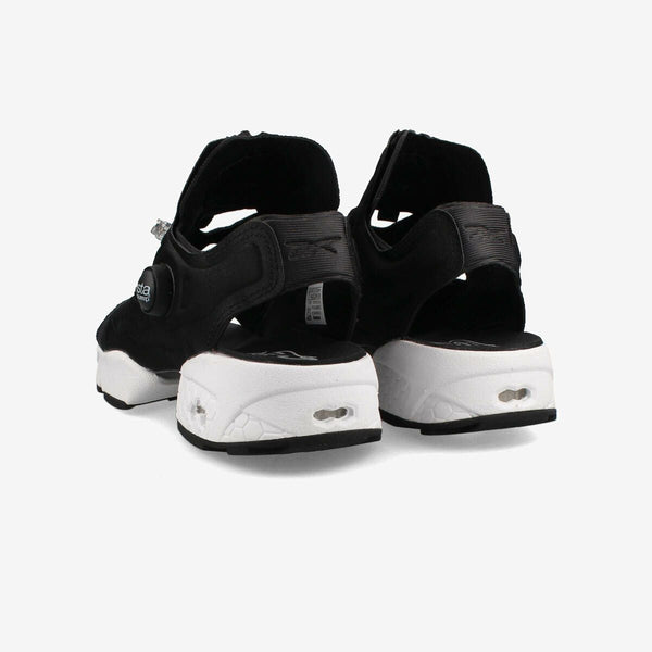 Reebok INSTAPUMP FURY SANDAL ZIP CORE BLACK/FTWR WHITE/CORE BLACK