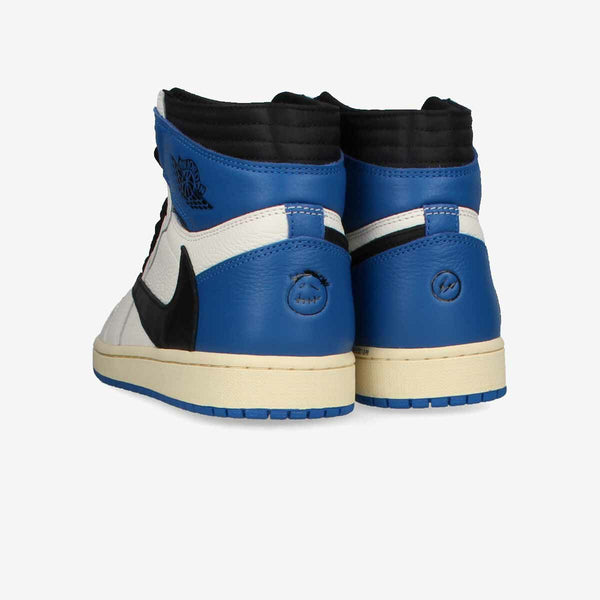 NIKE AIR JORDAN 1 RETRO HIGH [TRAVIS SCOTT] SAIL/BLACK/MILITARY BLUE