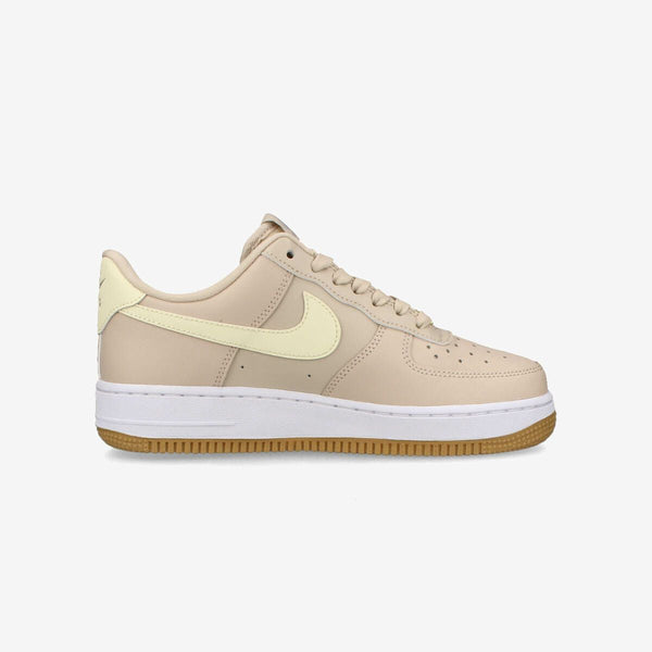 NIKE WMNS AIR FORCE 1 '07 SANDDRIFT/COCONUT MILK/WHITE/WOLF GRAY