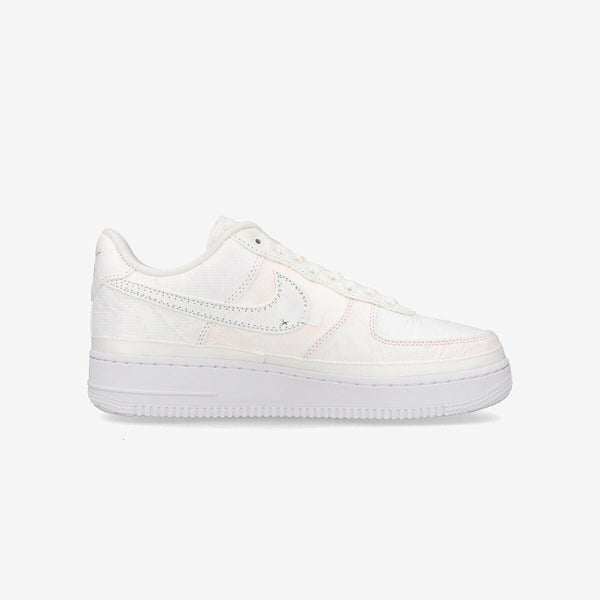 NIKE WMNS AIR FORCE 1 07 LX [TEAR HERE] WHITE/WHITE/MULTI COLOR