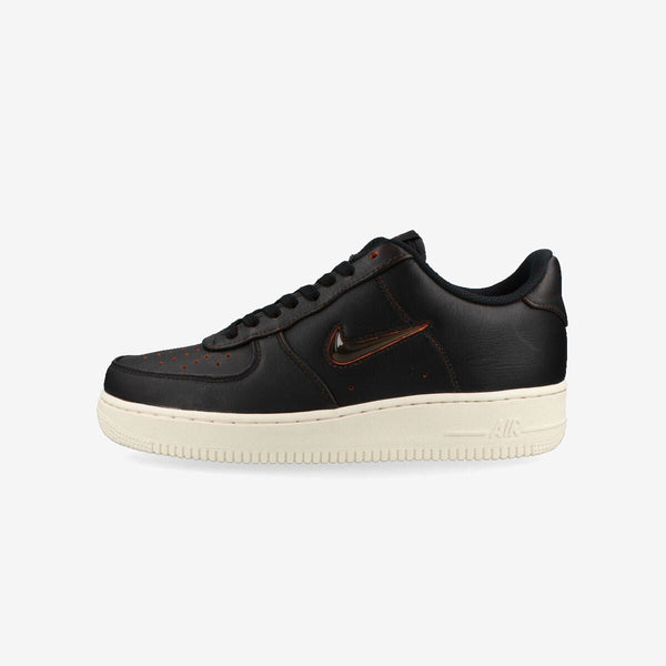 NIKE AIR FORCE 1 PRM BLACK/WHITE