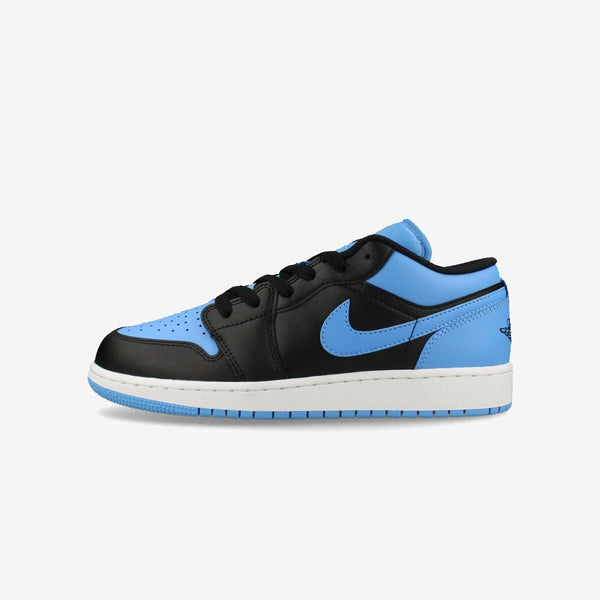 NIKE AIR JORDAN 1 LOW GS BLACK/BLACK/UNIVERSITY BLUE/WHITE