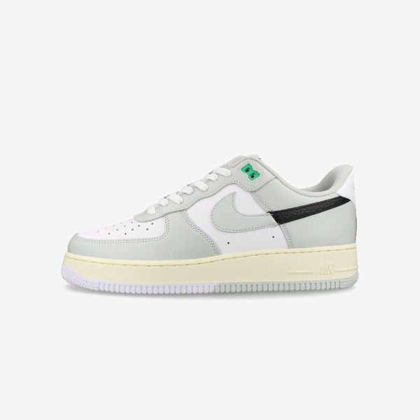 NIKE AIR FORCE 1 '07 LV8 [SPLIT] LIGHT SILVER/LIGHT SILVER/WHITE/BLACK