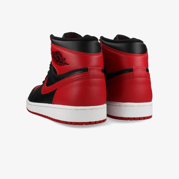 NIKE AIR JORDAN 1 RETRO HIGH OG Nike Air Jordan 1 Retro High OG BLACK/RED