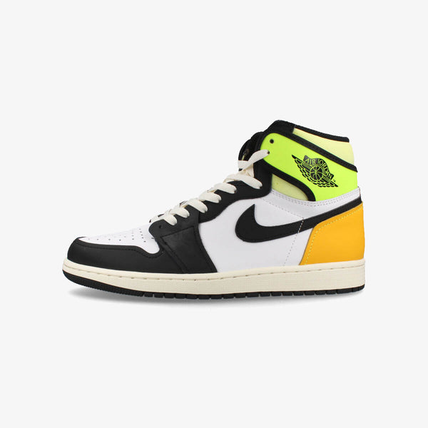 NIKE AIR JORDAN 1 RETRO HIGH OG WHITE/VOLT/UNIVERSITY GOLD