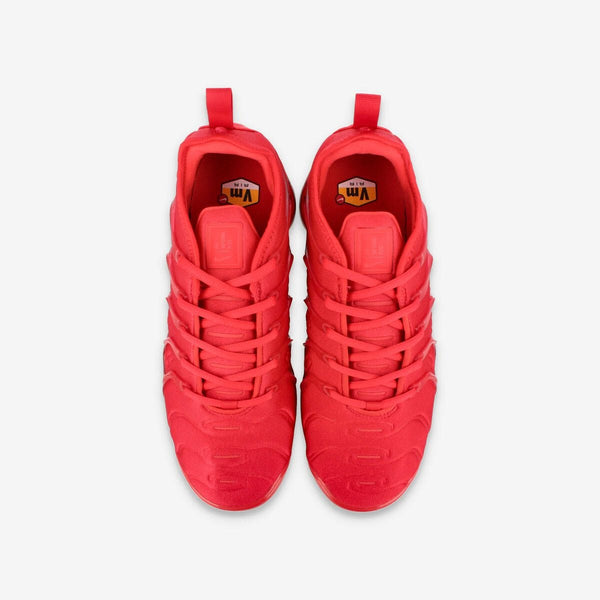 NIKE AIR VAPORMAX PLUS UNIVERSITY RED/UNIVERSITY RED