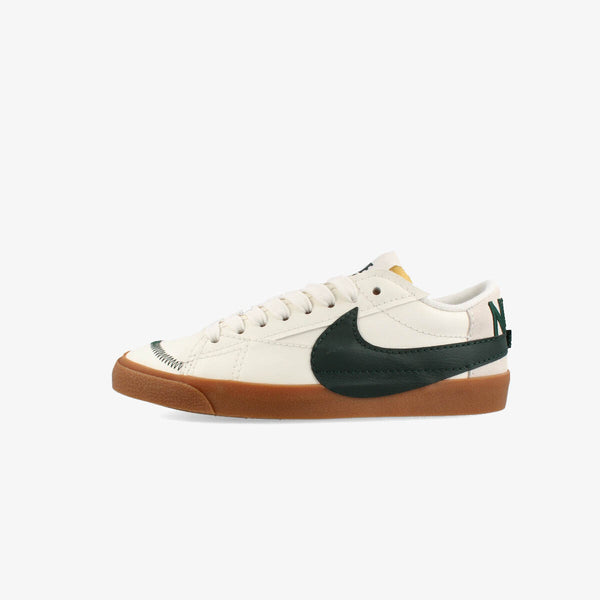 NIKE BLAZER LOW '77 JUMBO SAIL/PRO GREEN/GUM MED BROWN