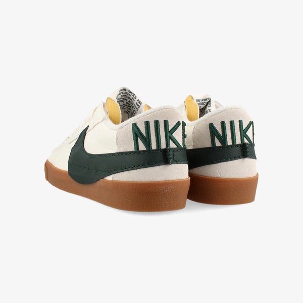 NIKE BLAZER LOW '77 JUMBO SAIL/PRO GREEN/GUM MED BROWN