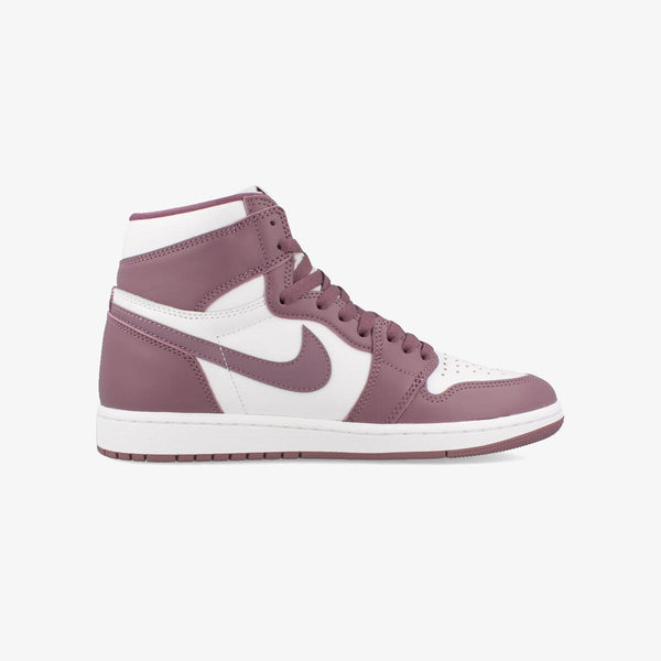 NIKE AIR JORDAN 1 RETRO HIGH OG 【MAUVE】 WHITE/SKY J MAUVE/WHITE