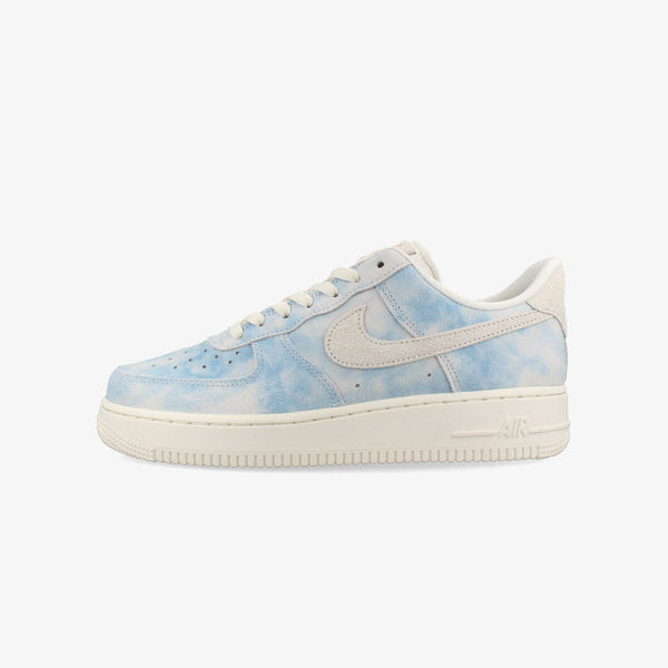 NIKE WMNS AIR FORCE 1 '07 SE CELESTINE BLUE/SAIL