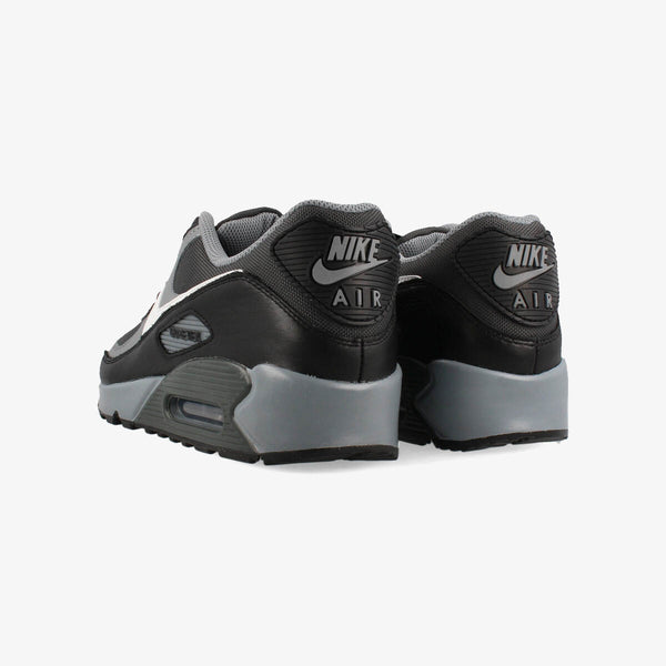 NIKE AIR MAX 90 GTX DK SMOKE GREY/SUMMIT WHITE/COOL GREY