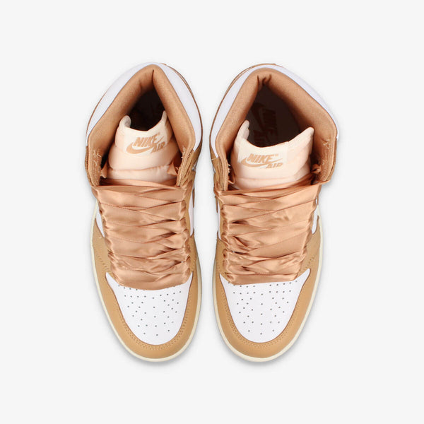 NIKE WMNS AIR JORDAN 1 RETRO HI OG PRALINE/WHITE/SAIL