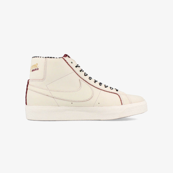 NIKE SB ZOOM BLAZER MID QS x WELCOME SKATEBOARDING MADRID SAIL/DARK BEETROOT/WHITE