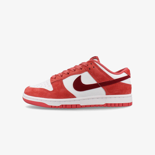 NIKE WMNS DUNK LOW VDAY 【VALENTINE'S DAY】 WHITE/TEAM RED/ADOBE/DRAGON RED