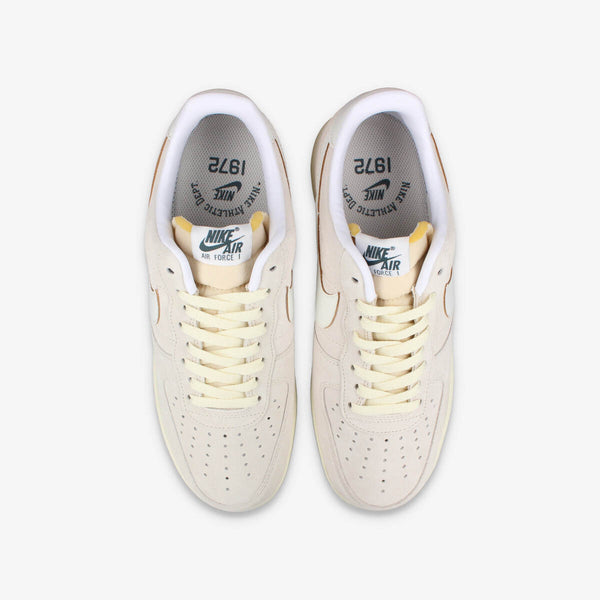 NIKE AIR FORCE 1 '07 LT OREWOOD BRN/SAIL/COCONUT MILK – KICKS LAB.