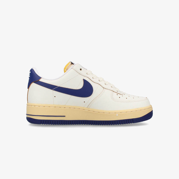 NIKE WMNS AIR FORCE 1 '07 SAIL/DEEP ROYAL BLUE/PALE VANILLA