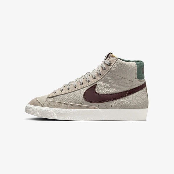 NIKE BLAZER MID '77 CREAM II/VINTAGE GREEN/SAIL/EARTH