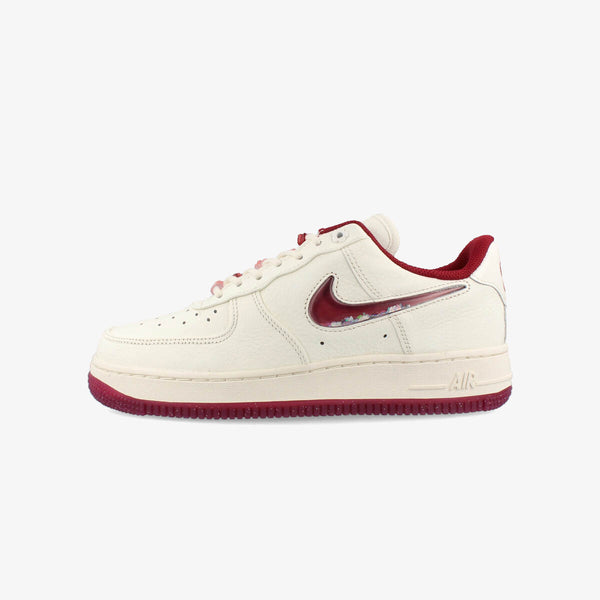 NIKE WMNS AIR FORCE 1 LOW '07 SE PRM 【VALENTINE'S DAY】 SAIL/TEAM RED/MEDIUM SOFT PINK/GYM RED