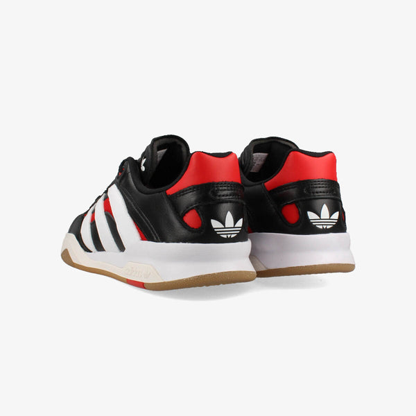 adidas PREDATOR MUNDIAL CORE BLACK/FTWR WHITE/CRYSTAL WHITE